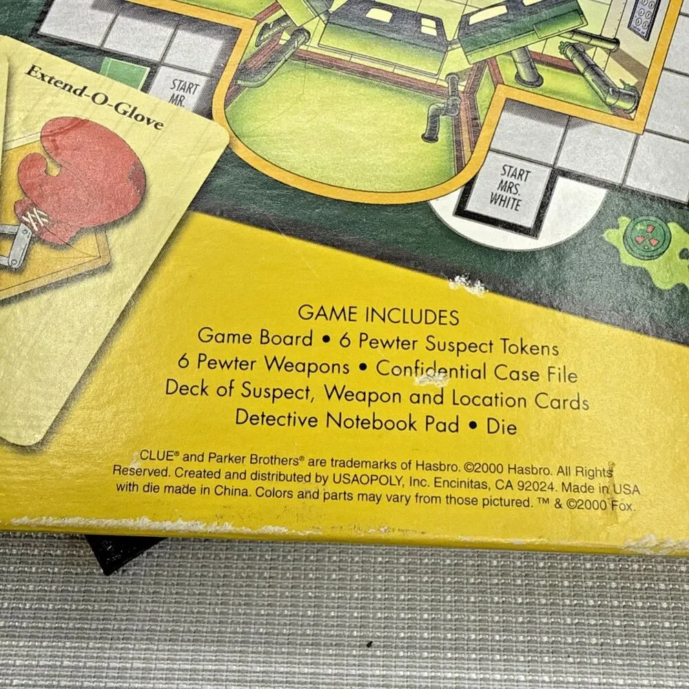 Vintage 2000 Parker Brothers The Simpsons CLUE Board Game